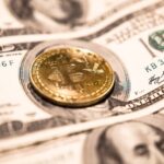 Crypto Firms Pursue US Banking Licenses as Traditional Banks Reenter Crypto Market