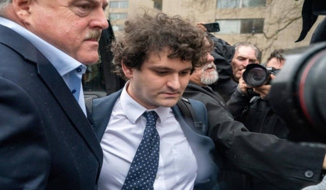 Sam Bankman-Fried Blames Lawyers for FTX Collapse in Fresh Public Statement